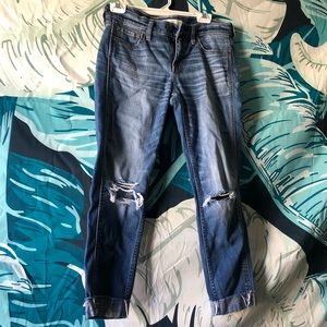 Abercrombie and fitch mom jean